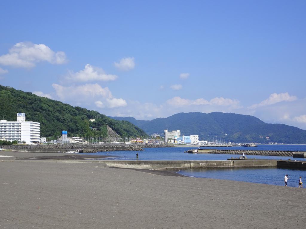 Izu No Ie Uno Villa Ito  Luaran gambar